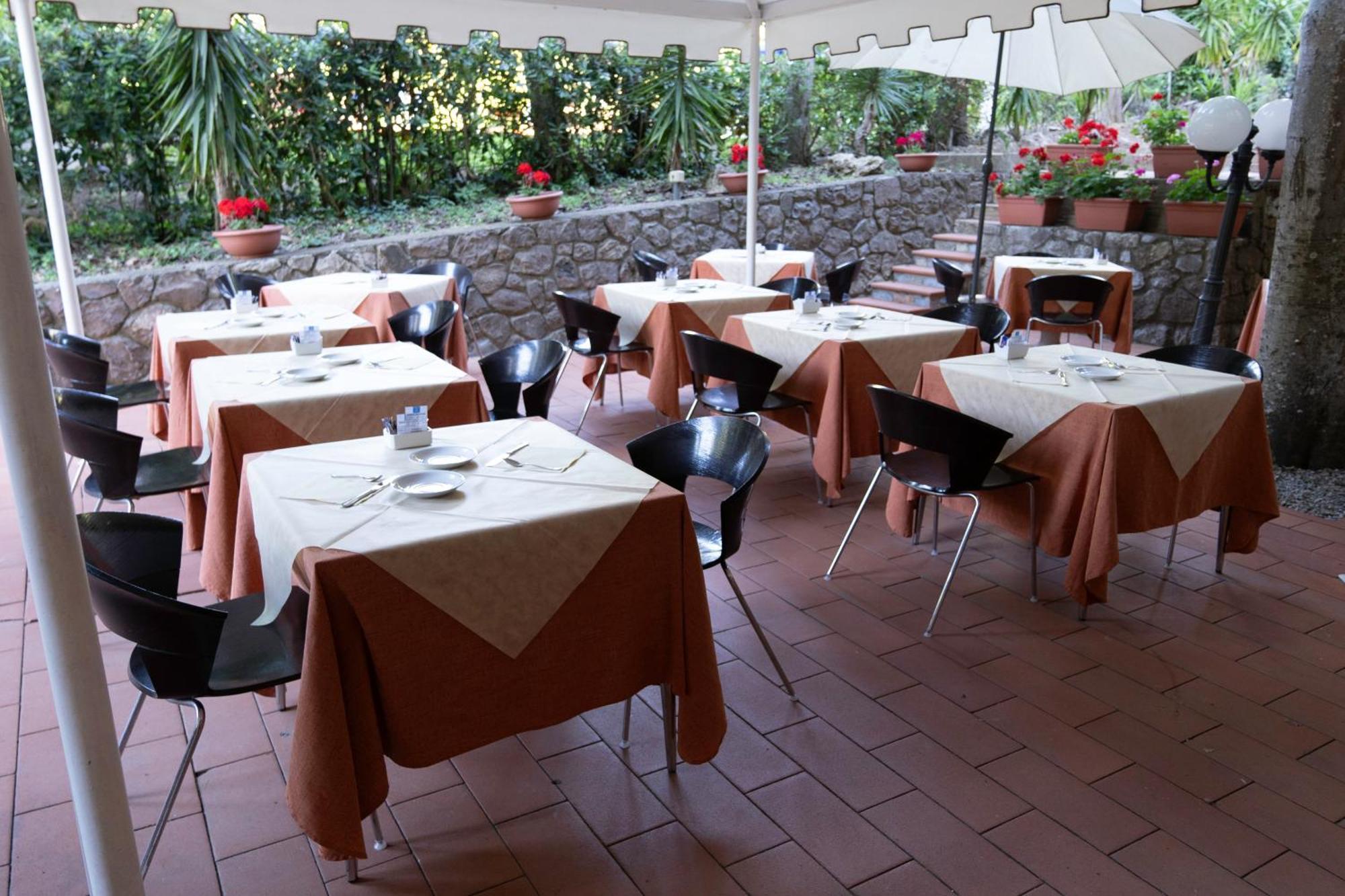Park Hotel Napoleone Portoferraio Luaran gambar